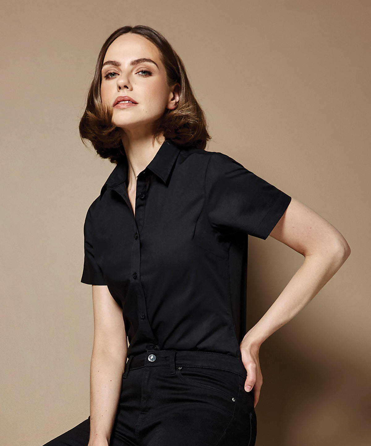 Shirts - Elegant damblus i poplin med kort ärm